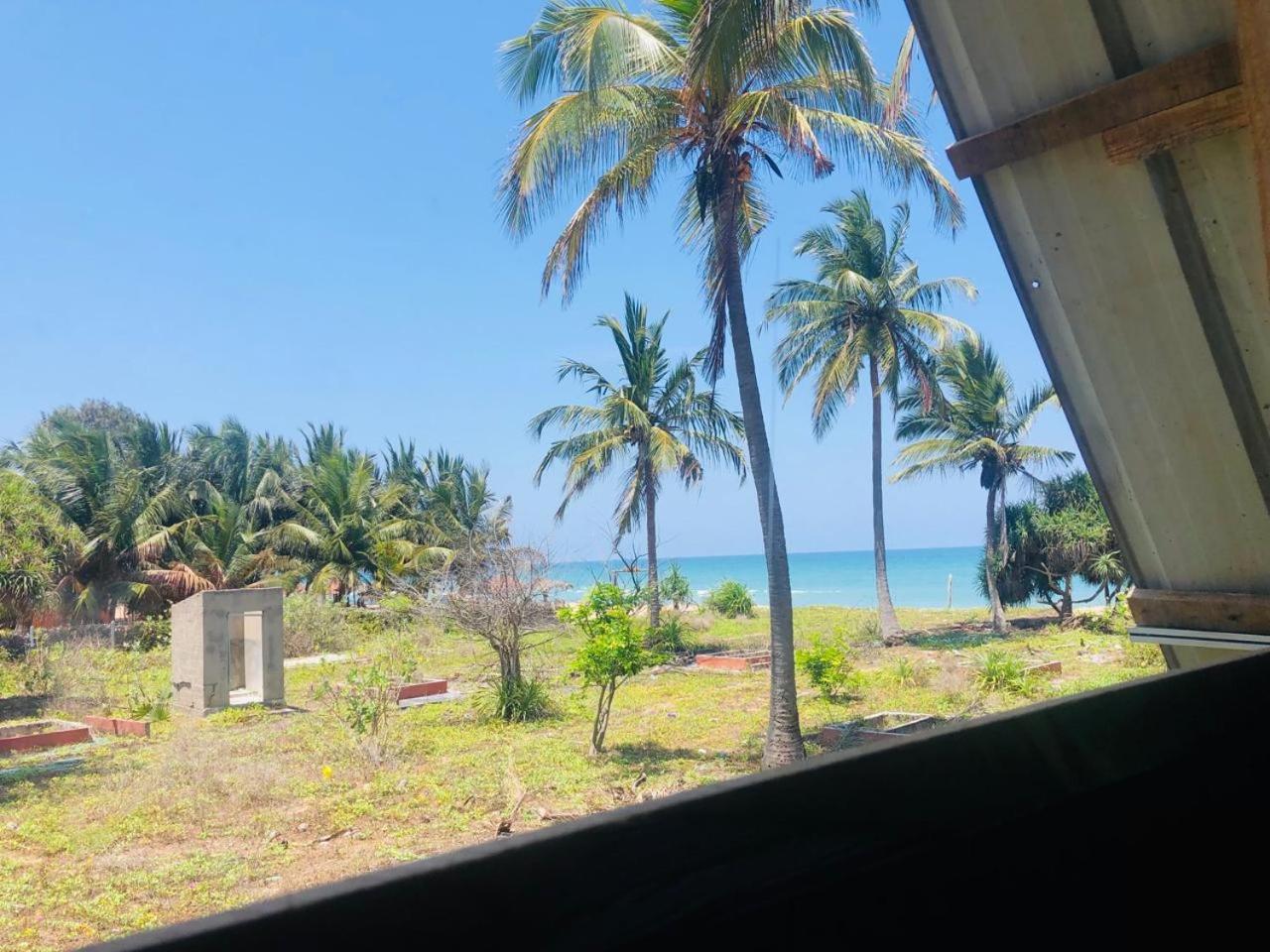Nilaveli Sheen Coast Trincomalee Buitenkant foto